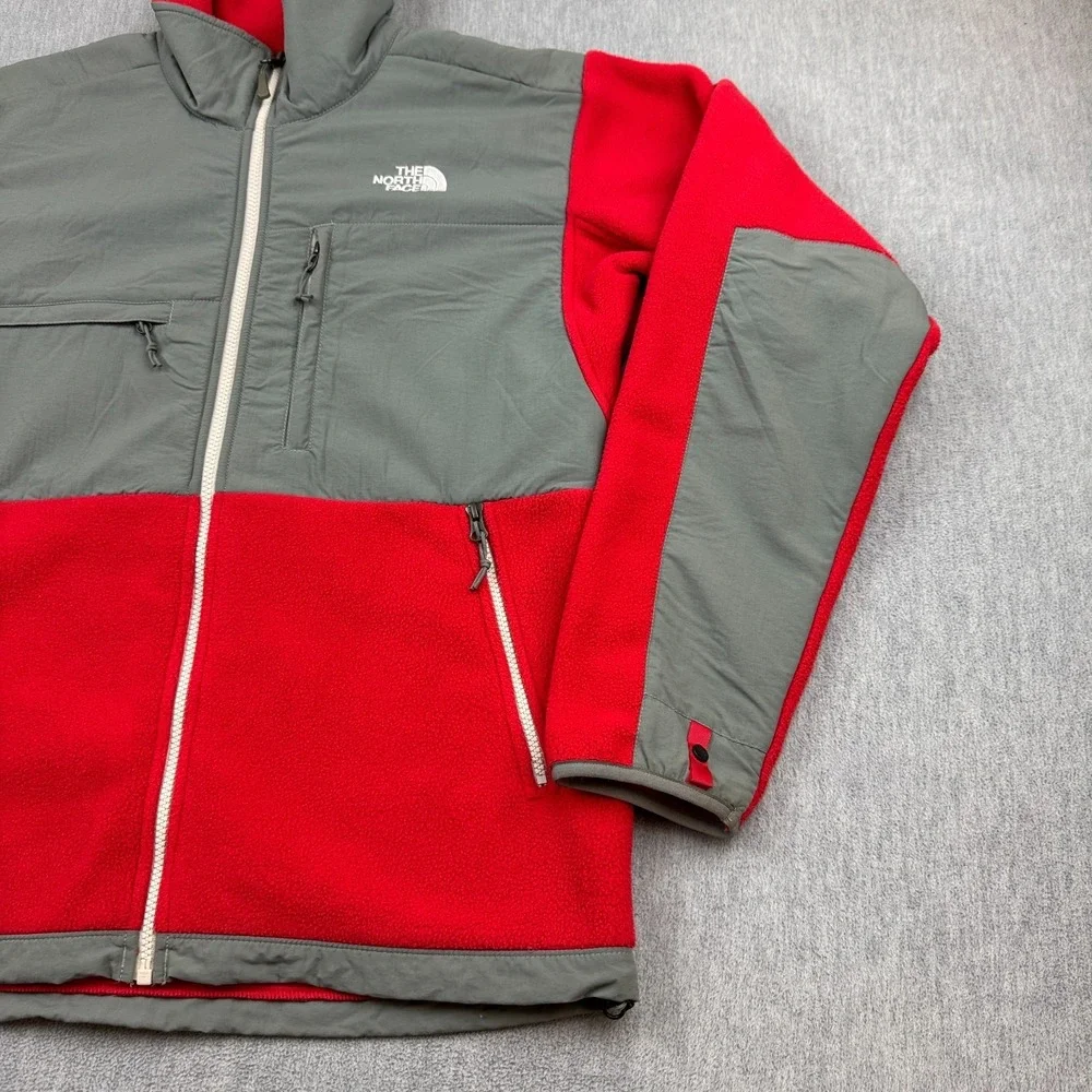 The North Face Denali Jacket Men Medium Red Fleece Full Zip Pockets Outdoor Coat
